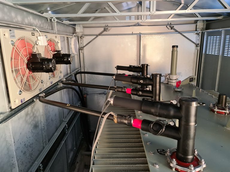 Reaktorin ylijännitesuojat asennettuna