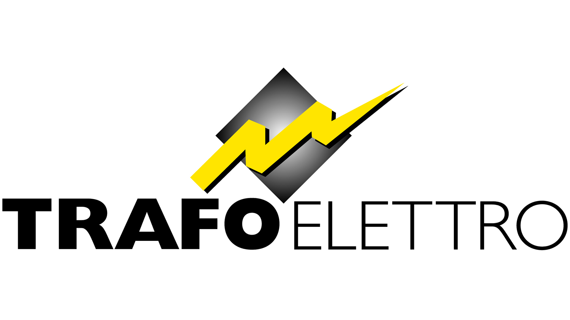 TrafoEletTron logo, jossa on keltainen siksakkelimäinen salama harmaan timanttimuodon päällä ja sen alla teksti "TRAFOELETTR0" lihavoituina mustilla ja harmailla kirjaimilla, joka symboloi tehomuuntajat ja innovaatiot sähköteknisissä ratkaisuissa.